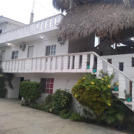 La Cabaña Hotel Icacos Exterior foto